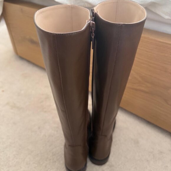 Stuart Weitzman Brown Leather Boots - Size 38 / US 7.5B - Excellent Condition - Picture 3 of 9